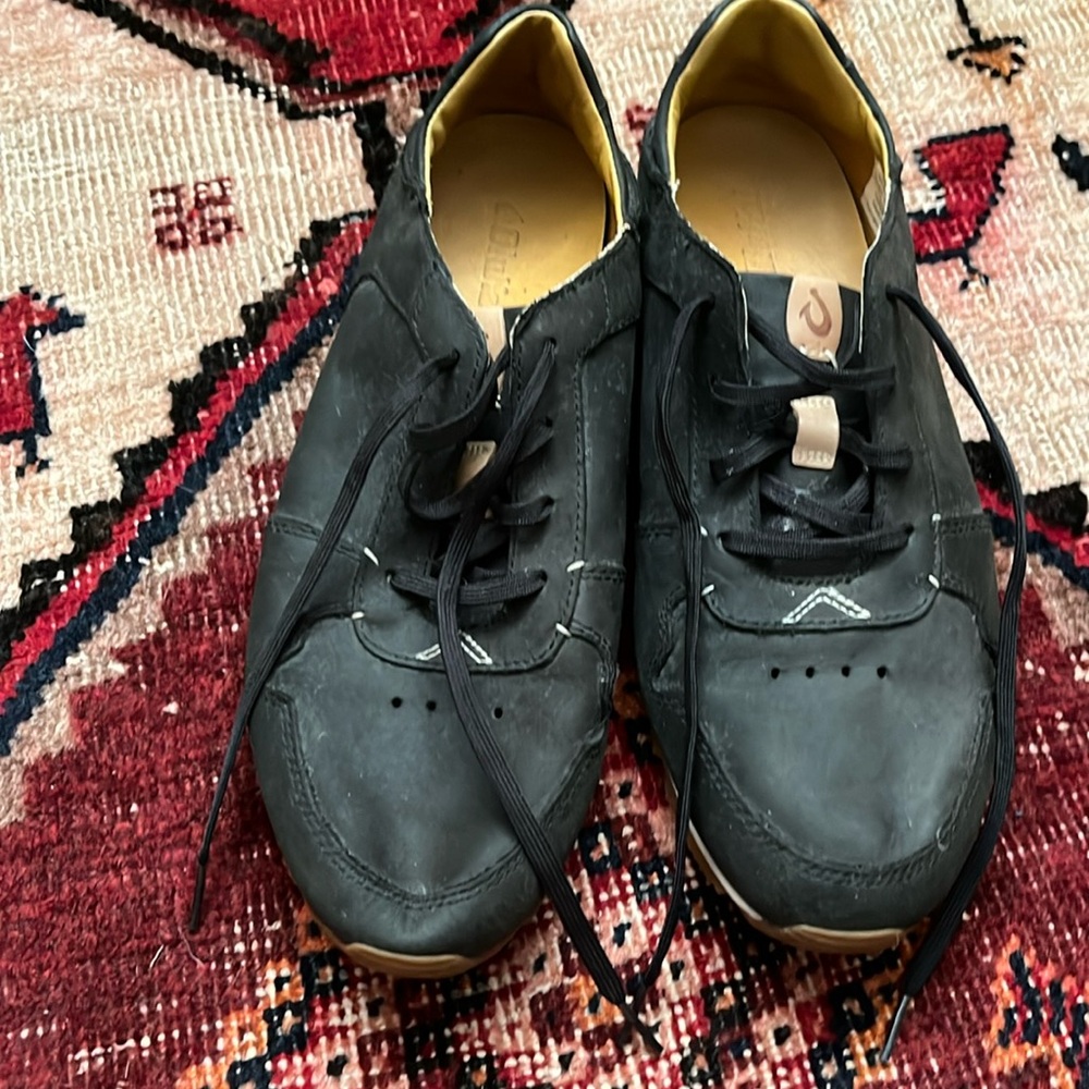 Olukai shoes